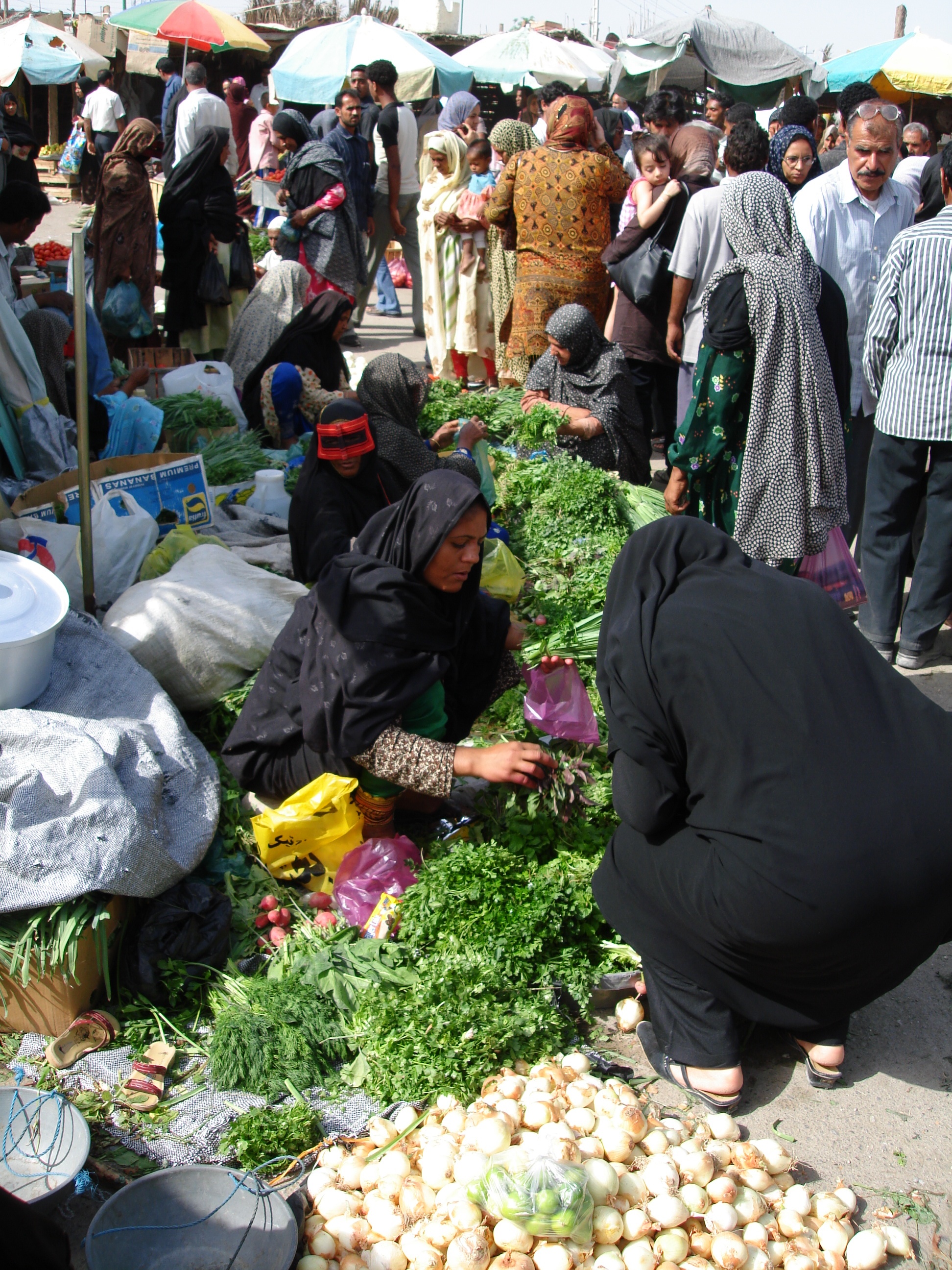 Market in Minab
