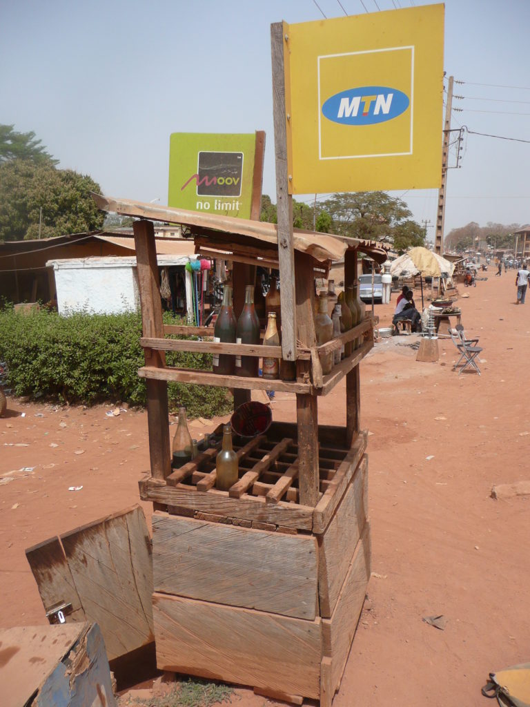 Petrol station - Cote d'Ivoire style
