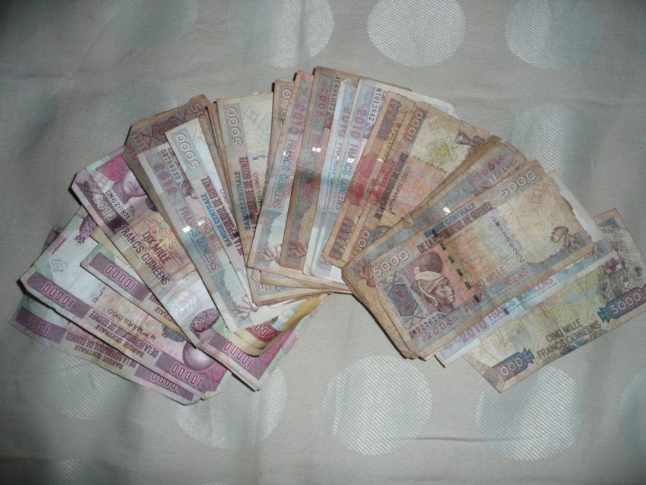 You know the economy is in trouble when this is what you get for changing 30 quid into Guinean Francs