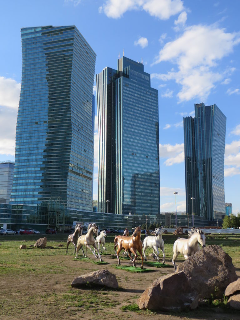 Of course the acclaimed architect behind these towers knew from the beginning that they would be perfectly complimented by some plastic horses out front